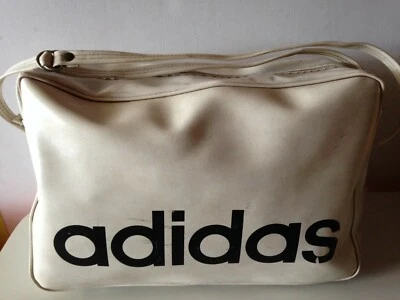 SAC BANDOULIERE VINTAGE // ADIDAS - LA HUTTE // MADE IN FRANCE - Photo 1/4