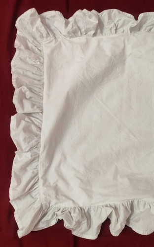 Old CUSHION COVER WHITE FLOWERYWITH FRILL 30''X24'' - Picture 11 of 11
