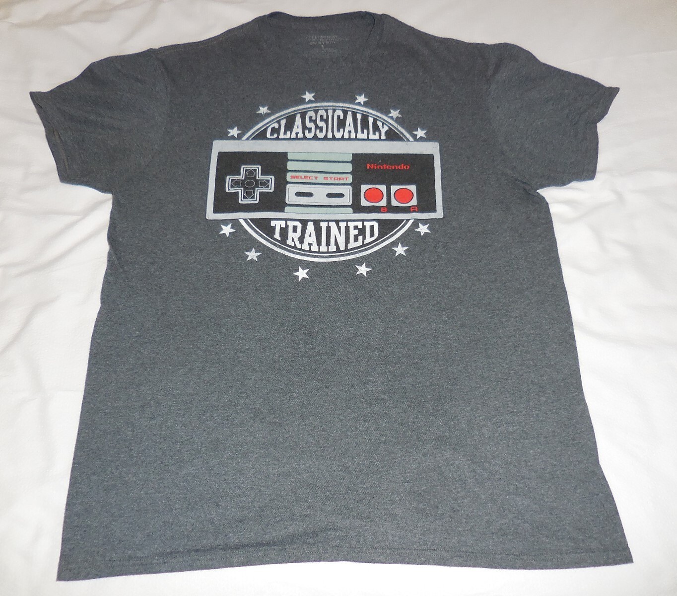 T-shirt Nintendo Controller "CLASSICALLY TRAINED"… - image 2