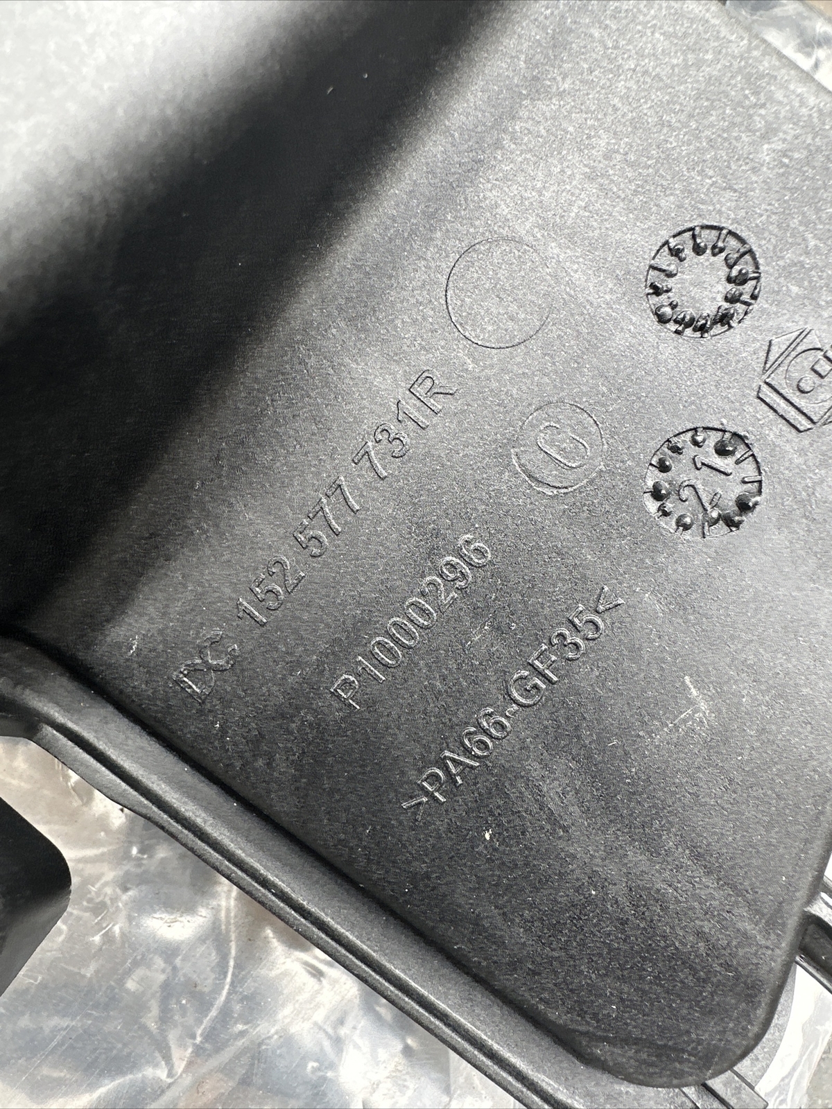 2016 Nissan NAVARA D23 Oil Filler Cap 152577731R for sale online  