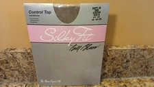 Women's Silky Fit Pantyhose Control Top Panty Sandalfoot Sz: B 5'4"-5'8" Suntan