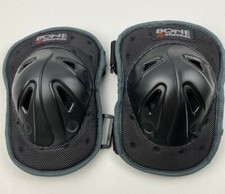 Black Medium Sized Knee Pads in Mesh Bag - Bo...