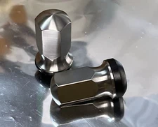 Rotating R13 Floating seat Closed End Titanium Lug Nuts 12x1.5 17HEX 20 pcs