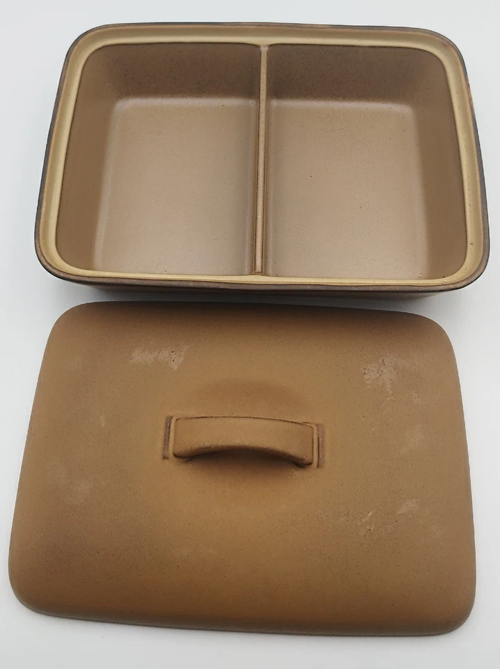 Plato para servir Denby Ode de dos secciones con tapa Foto 2 de 2