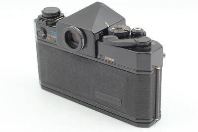 Canon F-1 35mm Film Camera w/ FD 35-70mm F2.8-3.5 S.S.C. Lens