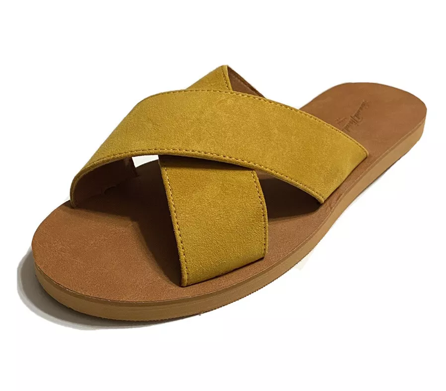 Universal thread shop shoes sandals