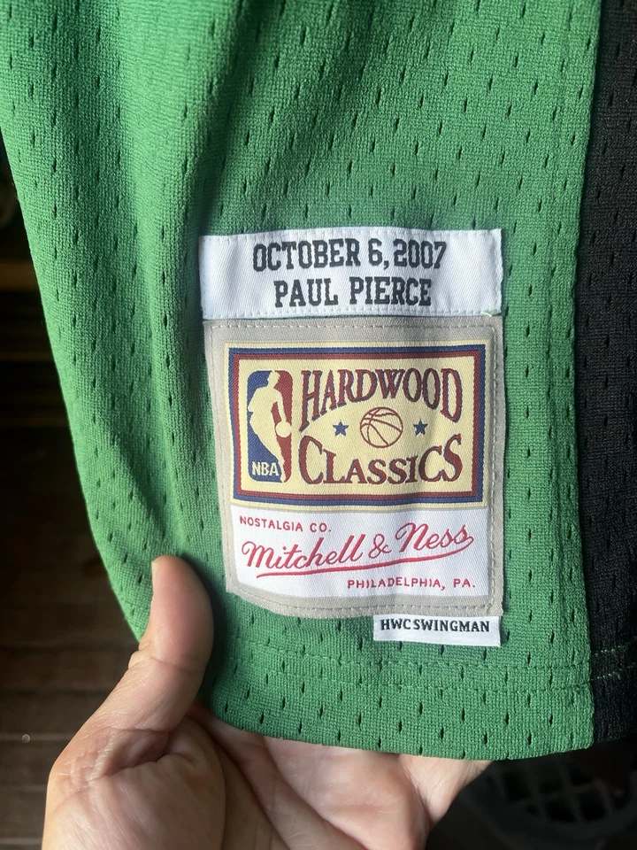 Camiseta deportiva de baloncesto Mitchell & Ness pequeña para hombre de los Boston Celtics #34 Pierce Foto 4 de 4