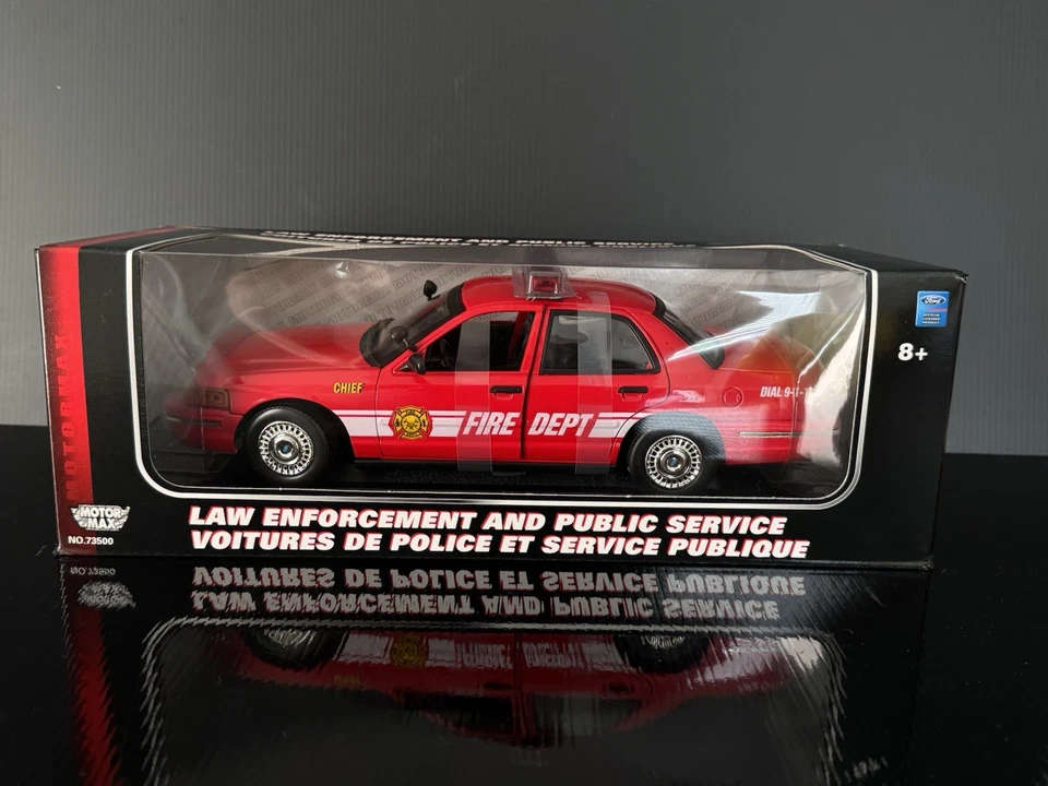2001 Ford Crown Victoria P71 Police Interceptor Fire Department Chief 1/18 HTF ! - Image 4 of 4