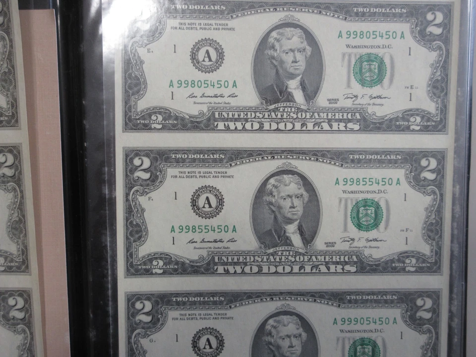 2 UNCUT SHEET OF 4 $2 1976 MINNEAPOLIS AND BOSTON 2009 FRN FEDERAL RESERVE NOTES - Image 3 of 4