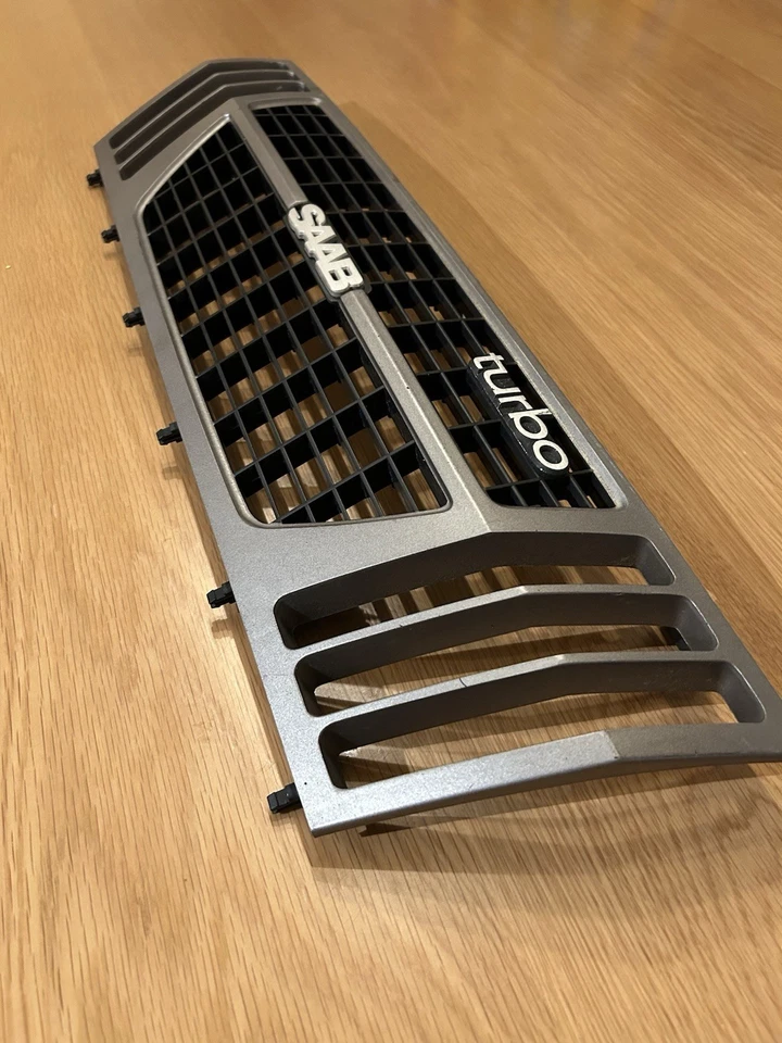 Saab 900 Early Flatnose Turbo Grill Excellent Shape Three Tabs - Image 2 of 4