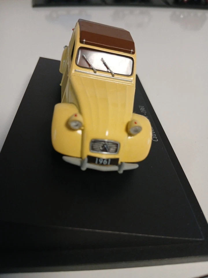 CIT12 Voiture 1/43 /UH PASSION CITROEN : 2Cv 1961 - Photo 3/4