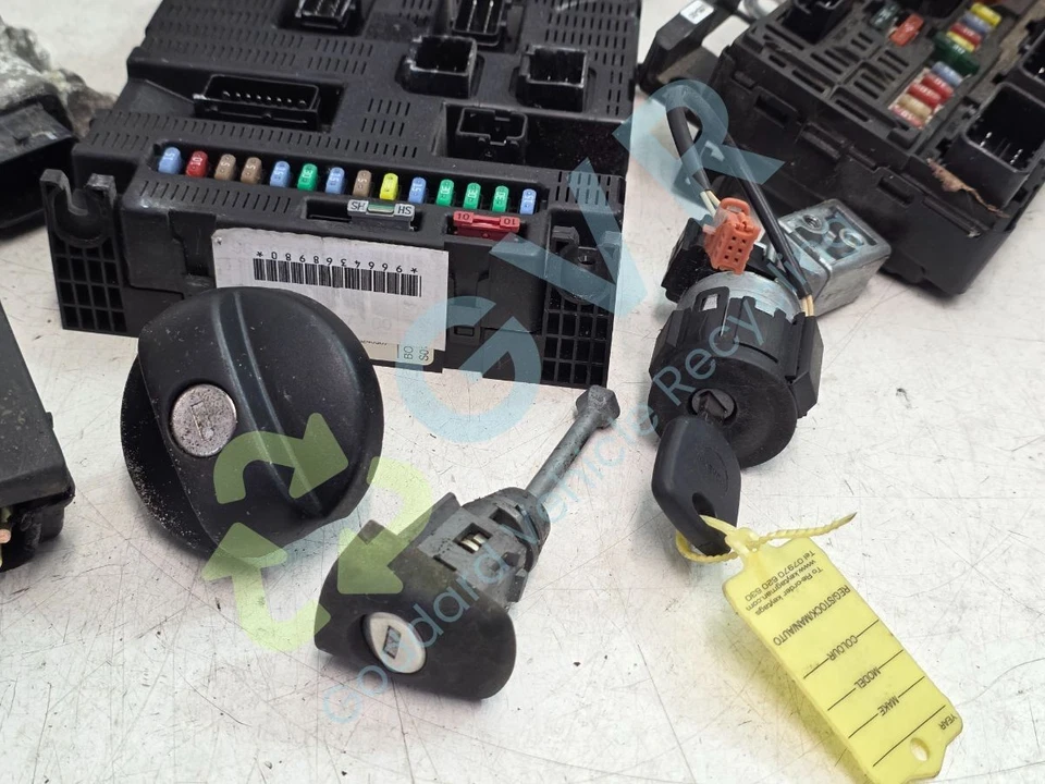 FIAT SCUDO DELUXE SWB MULTIJET MK2 270 / 272 Engine ECU Kit HW9661642180 - Image 2 of 4