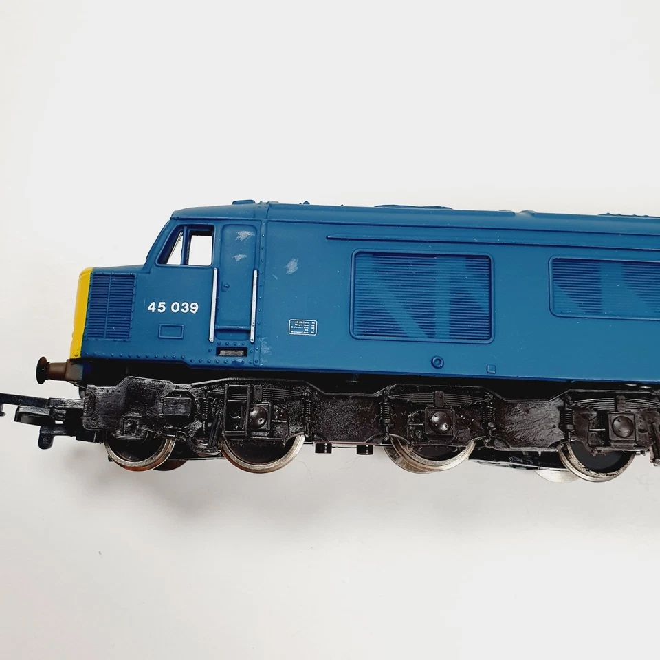 Mainline Class 45 45039 The Manchester Regiment BR Colour Blue Tested Runner Box - Image 4 of 4