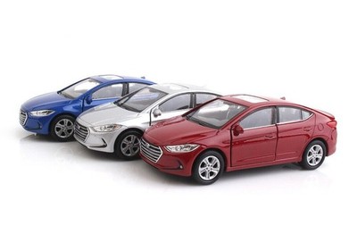 HYUNDAI Avante AD Spielzeugauto Miniatur Druckguss 1:38