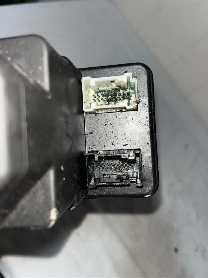 04-08 CHRYSLER CROSSFIRE 97-04 MERCEDES R170 SLK320 BLOQUEO PUERTA BOMBA DE VACÍO OEM Foto 3 de 4