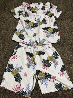 Men s XL 2-Piece Floral Pineapple White Shirt and Shorts Set, Soft Polyester EUC