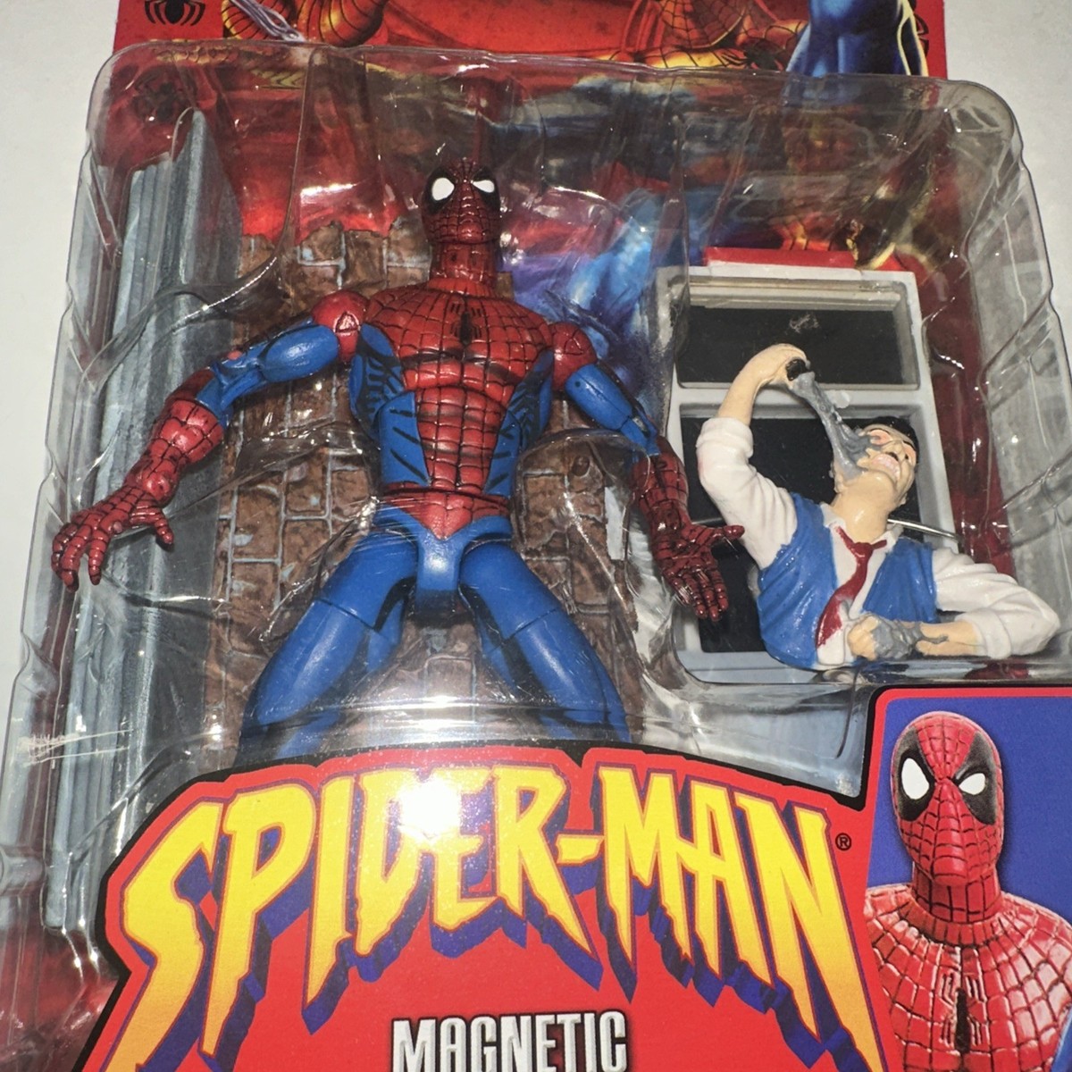 Magnetic Spider-man Figure With Wall Mountable Accessory ToyBiz