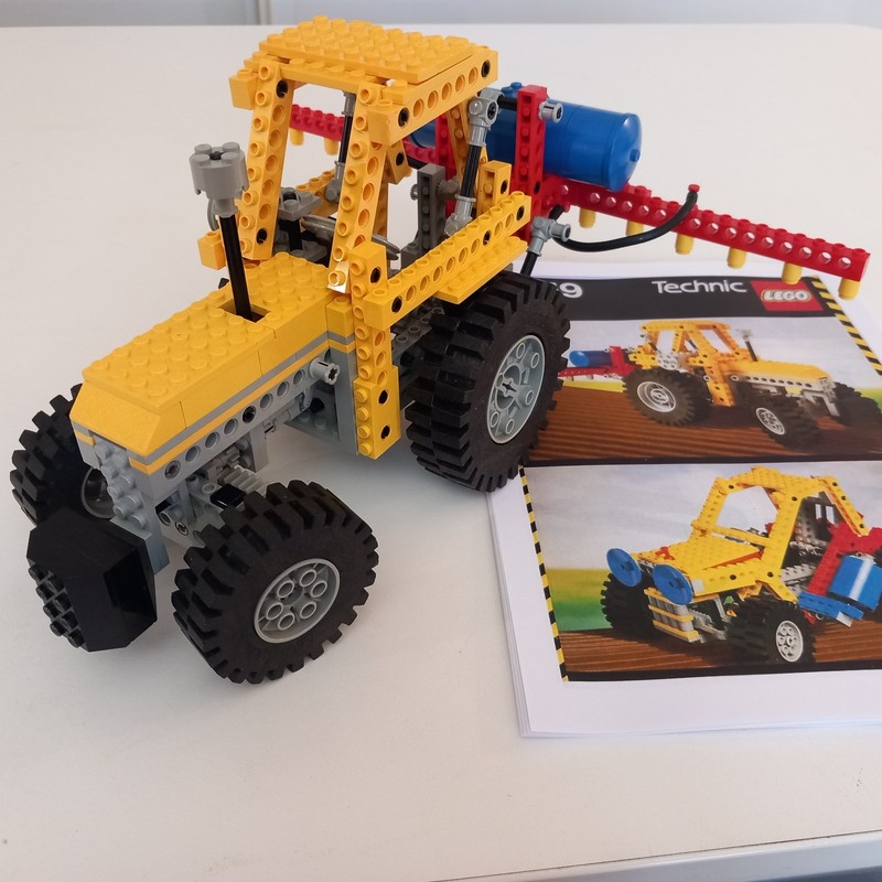 LEGO TECHNIC 8849 FARM TRACTOR FARM TRACTOR FARM TRUCK TEKNIC LEGOLAND lot