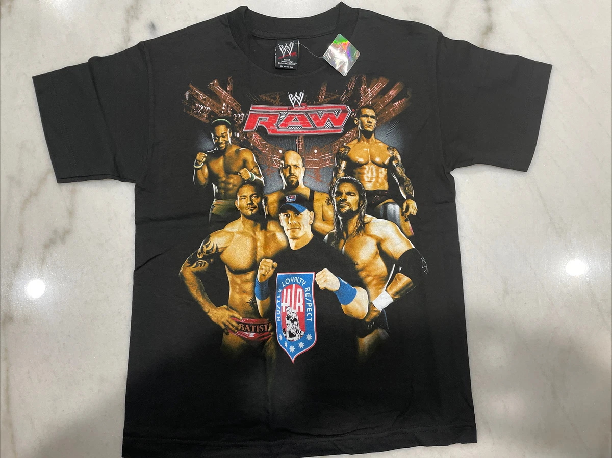 WWE Group T-shirt Youth Size Medium | eBay