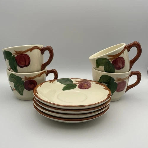 Set of 4 Vintage Franciscan Apple Coffee /Tea Cup And Saucers Made In USA EUC