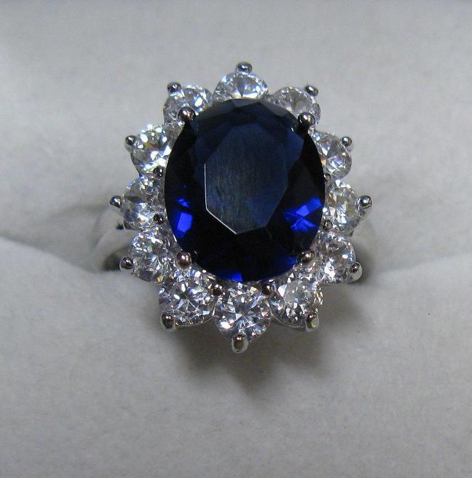 Originally set, Pavé, Crystal pearl, White, Rhodium plated