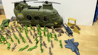 Soldier Force 80 Pcs Chinook Playset Twin Blade Helicopter Army
