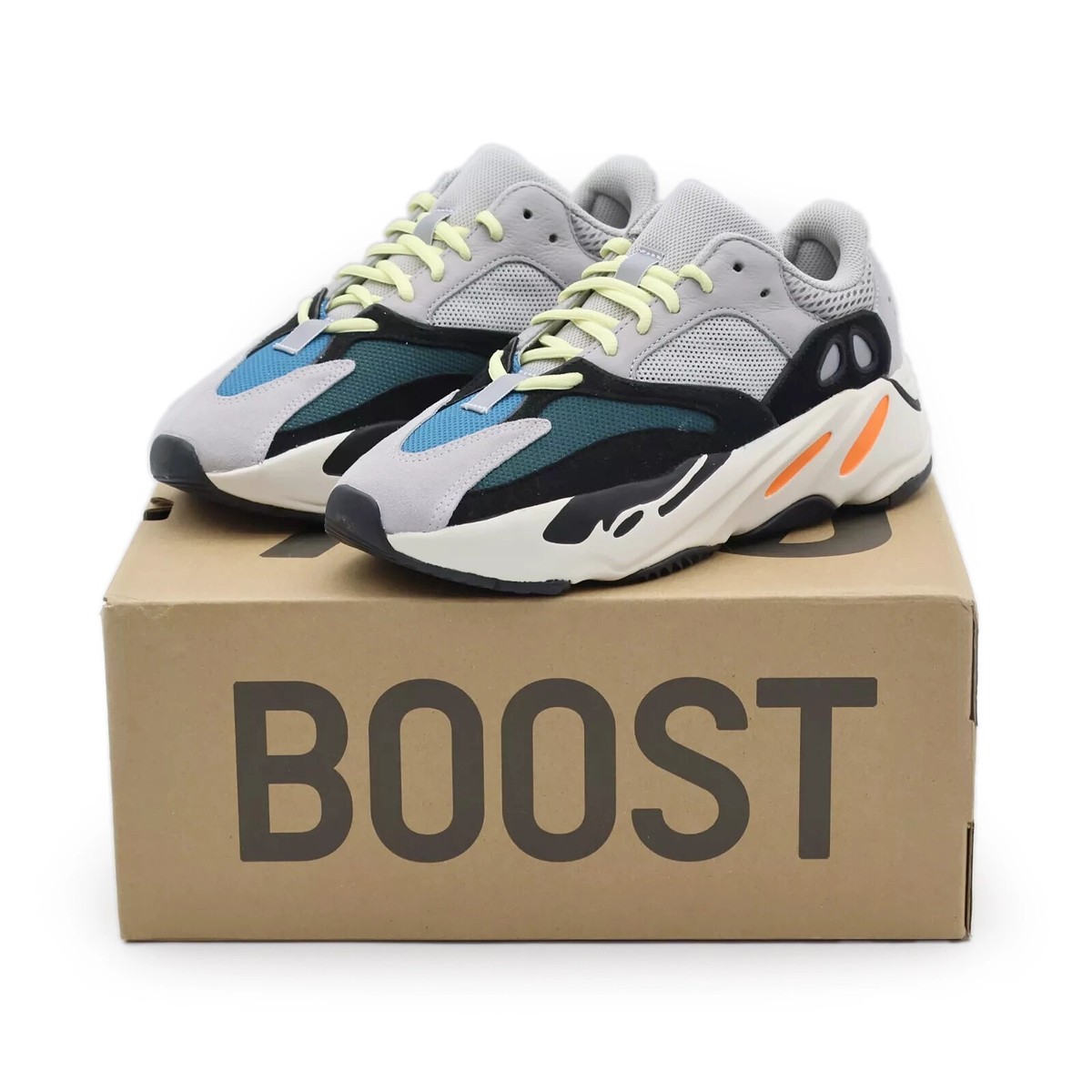 B75571 adidas Yeezy Boost 700 Wave Runner Solid Grey Chalk B75571 adidas Yeezy Boost 700 Wave Runner Solid Grey Chalk