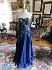 BEATIFUL NAVY BLUE STRAPLESS GATHERED SKIRT GOWN W/LACE-UP BACK S 4