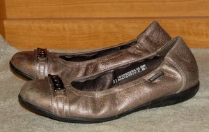 almond toe shoes womens