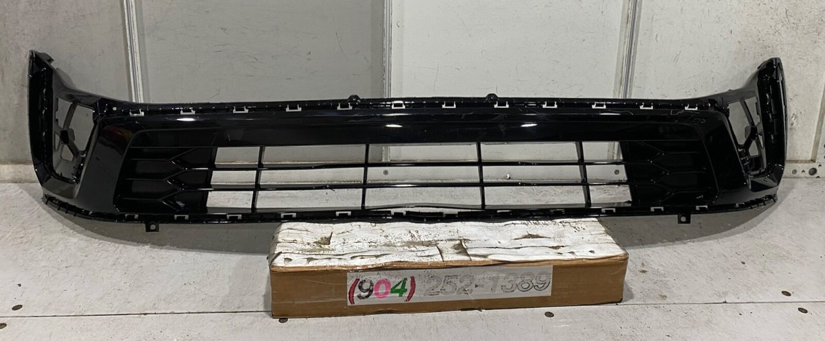 ねー Genuine 86531T6010 Front Bumper Lower Grille (Fits: 2021