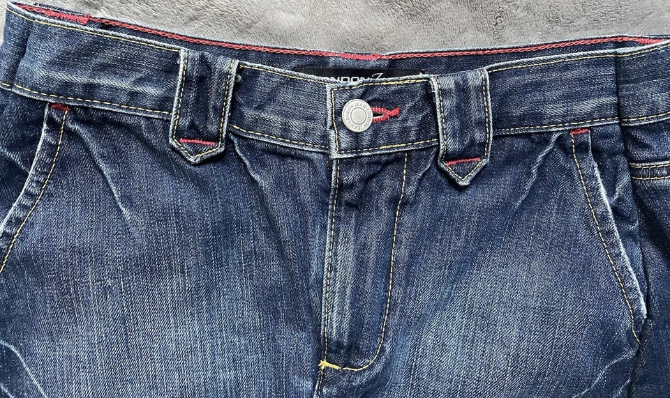 Minifalda de mezclilla oscura London Jeans para mujer talla 2 con solapas de bolsillo Foto 3 de 4