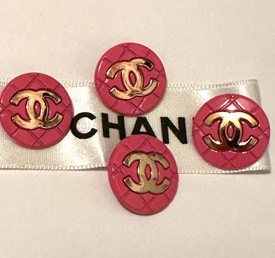 4 Stamped Chanel Buttons Quilted Metal Pink & white CC logo, Iconic, 20mm - Image 2 of 4