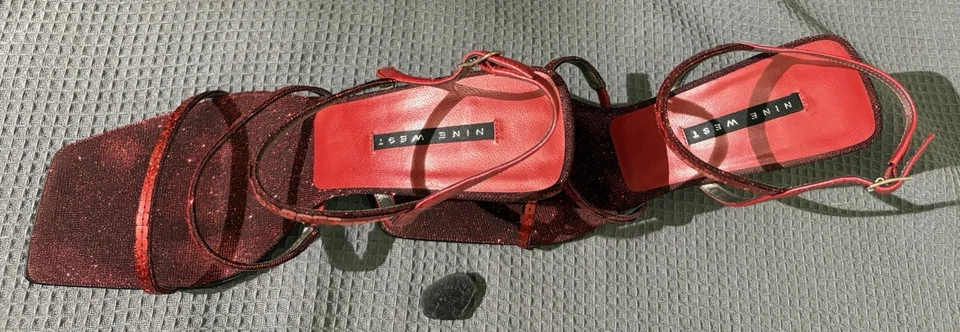 Zapatos de salón rojos súper sexy Nine West talla 9M con tiras lentejuelas cuero gabelle Foto 4 de 4