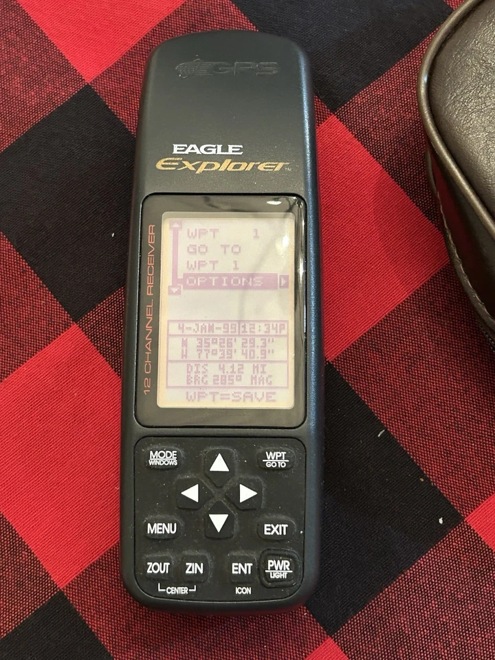 Eagle Explorer GPS Empfänger 12 Kanal Handgerät getestet funktioniert mit Koffer Vintage - Bild 2 von 4