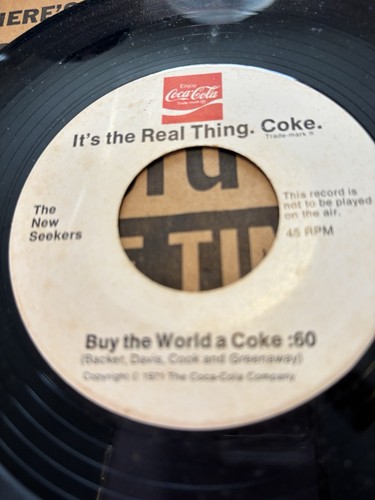 Coke It’s The Real Thing By The Seekers - Picture 2 of 2