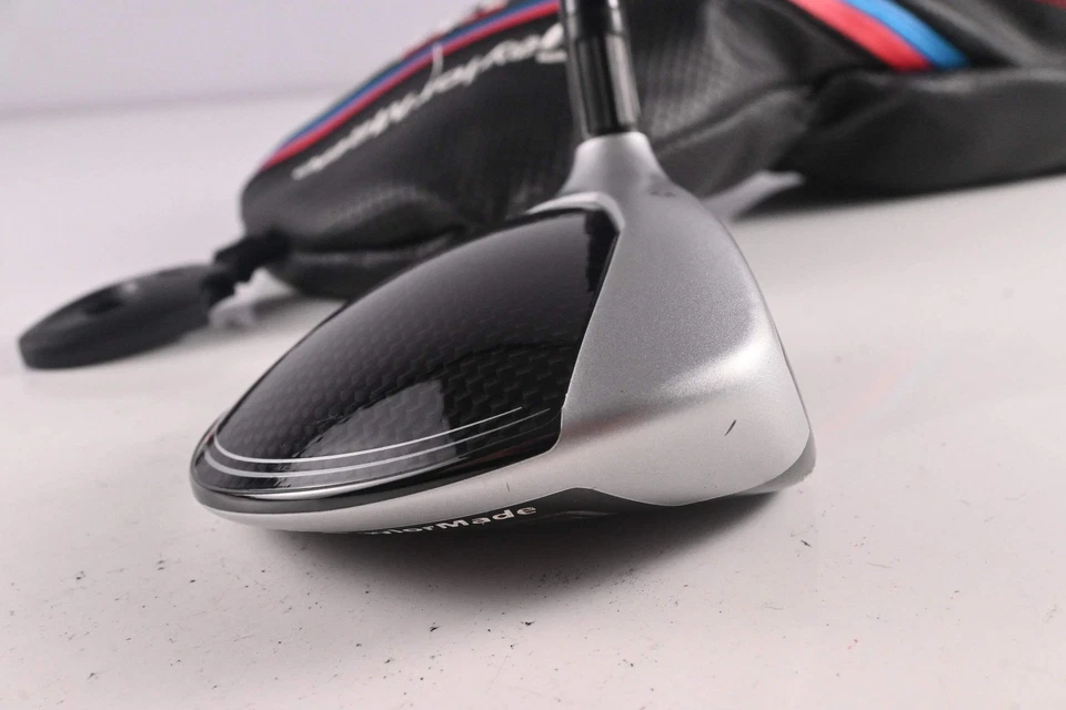 Taylormade M4 #3 Wood / 15 Degree / Regular Flex Fujikura Atmos Red 5 Shaft - Image 3 of 4