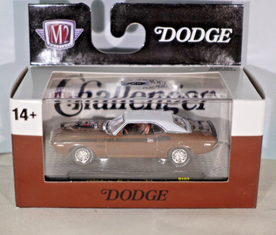 1/64th M2 Machines Auto Thentics R107 1970 Dodge Challenger T/A