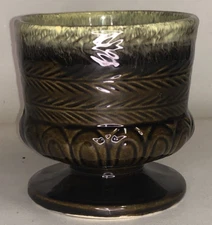VINTAGE HULL POTTERY FOOTED PLANTER F84 OLIVE DRIP GLAZE ROUND POT VASE USA 4.5"