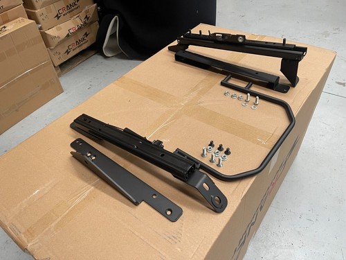 1x Crank Motorsport R35 GTR Left side superlow rail suit Recaro CS Nismo seat - Picture 4 of 9