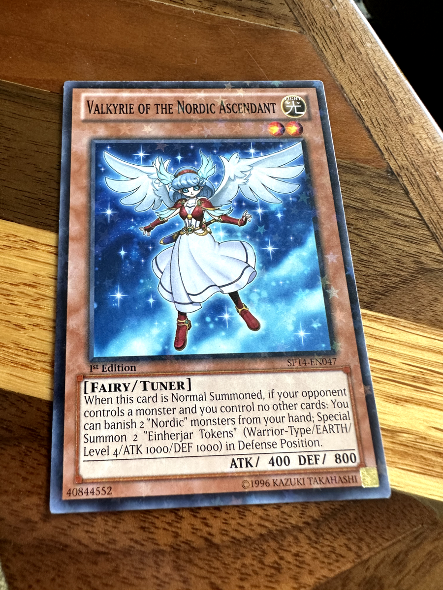 Valkyrie of the Nordic Ascendant SP14-EN047 1st Edition Starfoil
