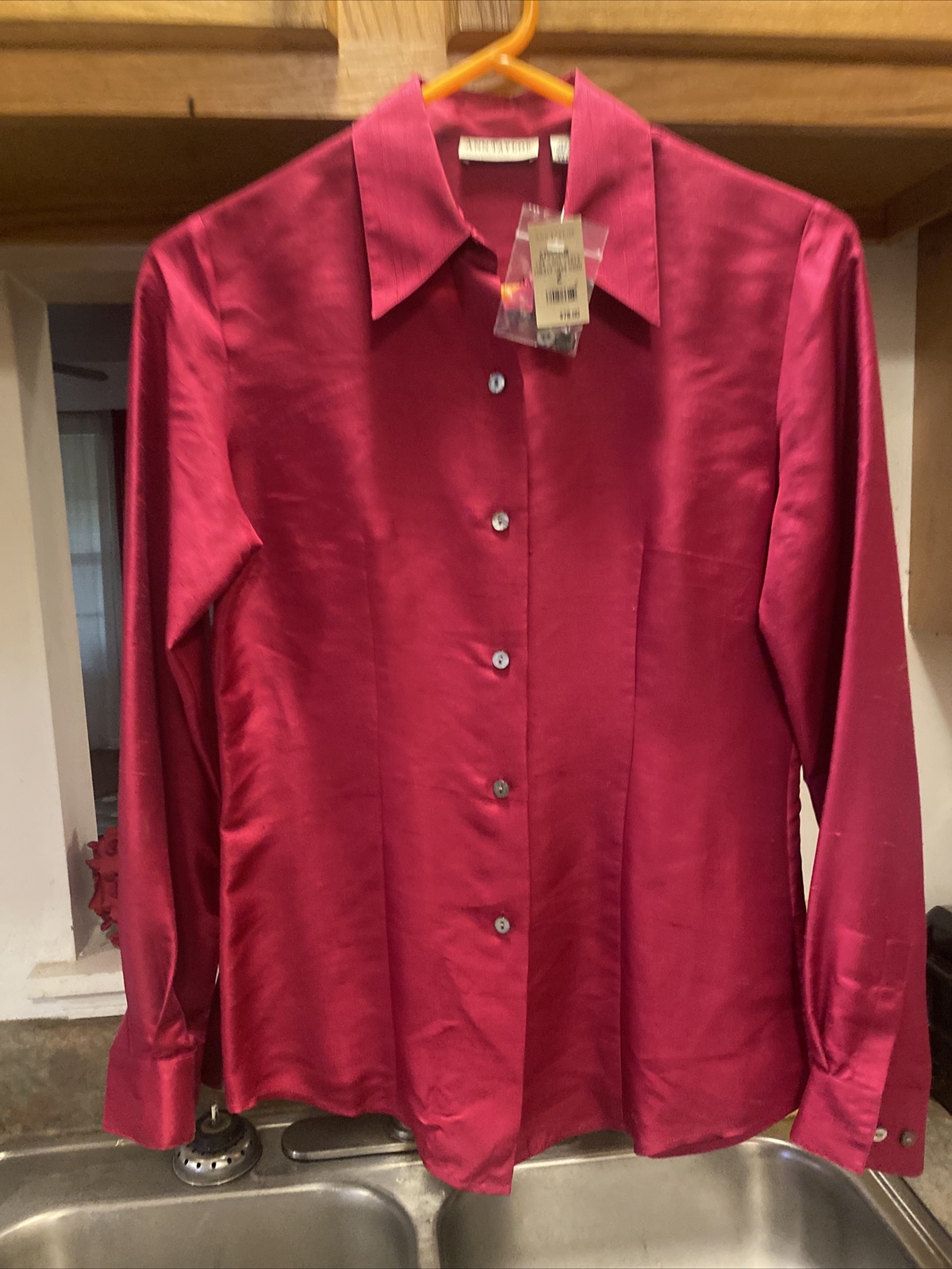 Ann Taylor Women’s Navy Pink Long Sleeve Button Down 100% Silk Shirt