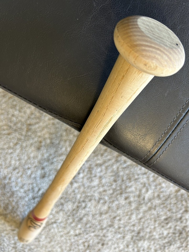 MARK McGWIRE RAWLINGS BASEBALL BAT ,PRO MODEL, ADIRONDACK MADE IN USA