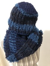 Sciarpa + cappellino lana fatti a mano ai ferri