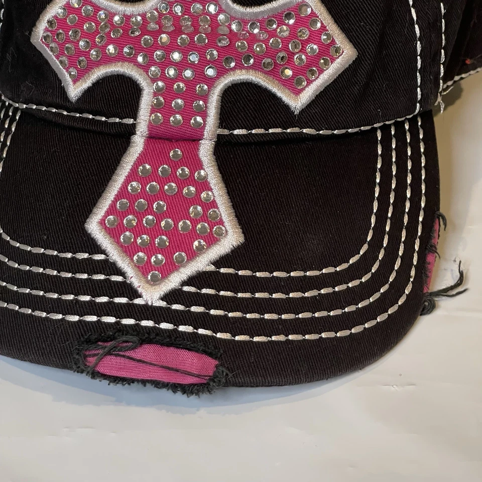 Gorra Cross Hat Mujer Arco Iris Negra Brillante Envejecida Curvada Bill Rasgado Tribal Foto 3 de 4