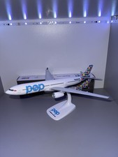 FlyPop A330 1:200 Flugzeugmodell