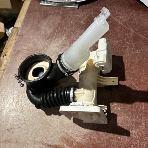 Zanussi Z712W43BI integrierte Waschmaschine Ablaufpumpe Filter & Schlauchleitung