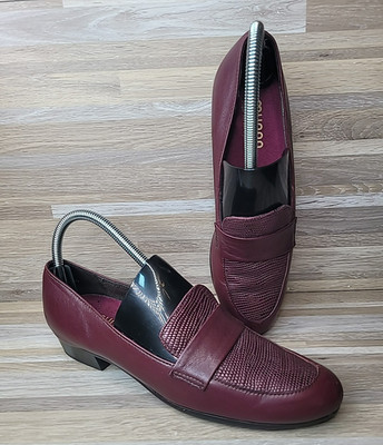 Munro Kiera Burgundy Leather Loafers Women's Size 8 N Comfort Heel Slip On