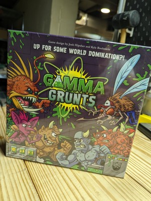 RARE BOARD GAME GAMMA GRUNTS HIPLEIN INDUSTRIES NIB (NEW!)