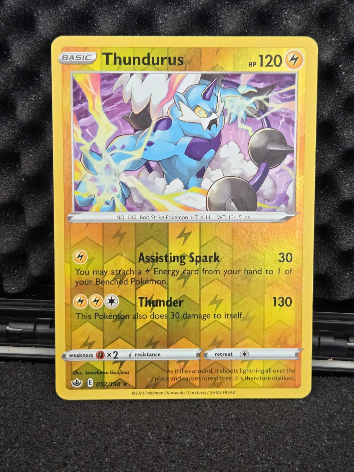 Thundurus 052/198 Rare Chilling Reign Pokemon Reverse Holo Lightly Played