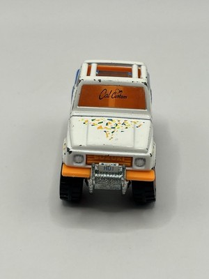 Hot Wheels 1988 Street Roader Suzuki Samurai white Cal Custom